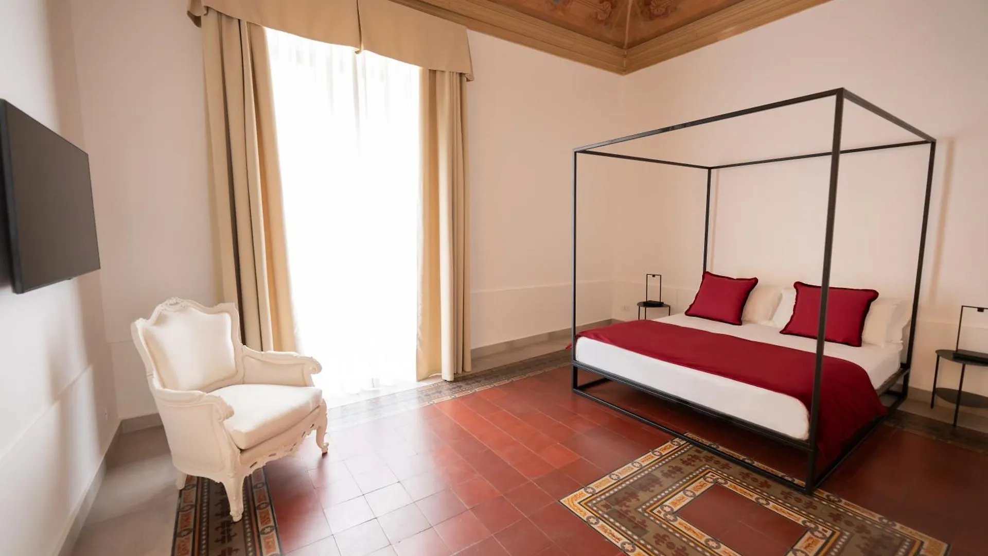 Apartment B. Sicilian Charming Stay Historical Suite Catania Italy